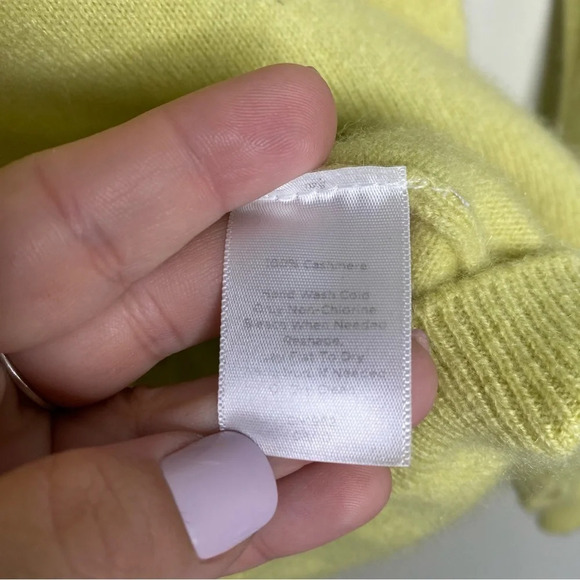 Talbots Chartreuse Yellow Pure Cashmere Long Sleeve Scoop Neck Sweater Size XS - Picture 10 of 11